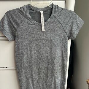Lululemon Swiftly T shirt